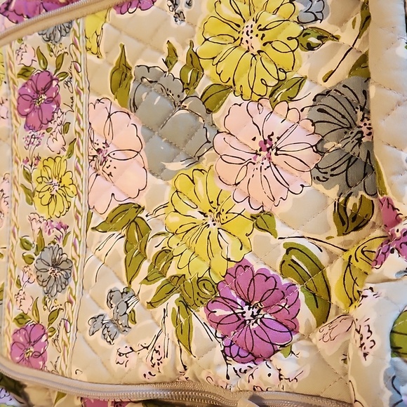 Vera Bradley backpack - Picture 4 of 8